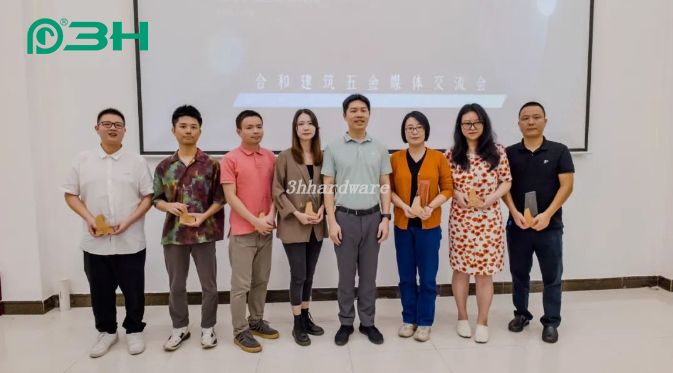 phần cứng x&acirc;y dựng 3h 3