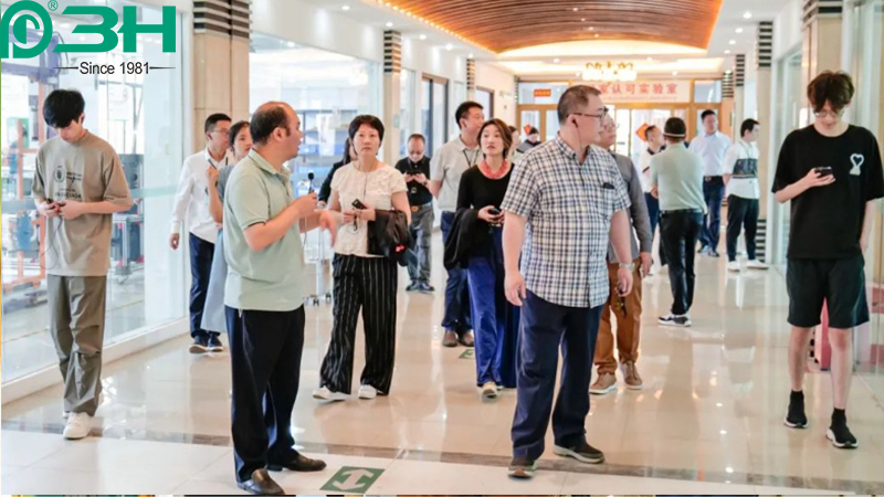 hợp t&aacute;c phần cứng 3h4