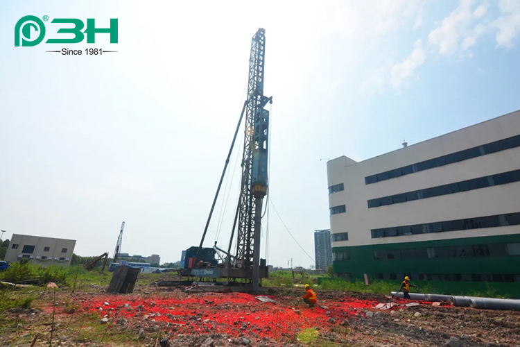 nh&agrave; m&aacute;y mới 2